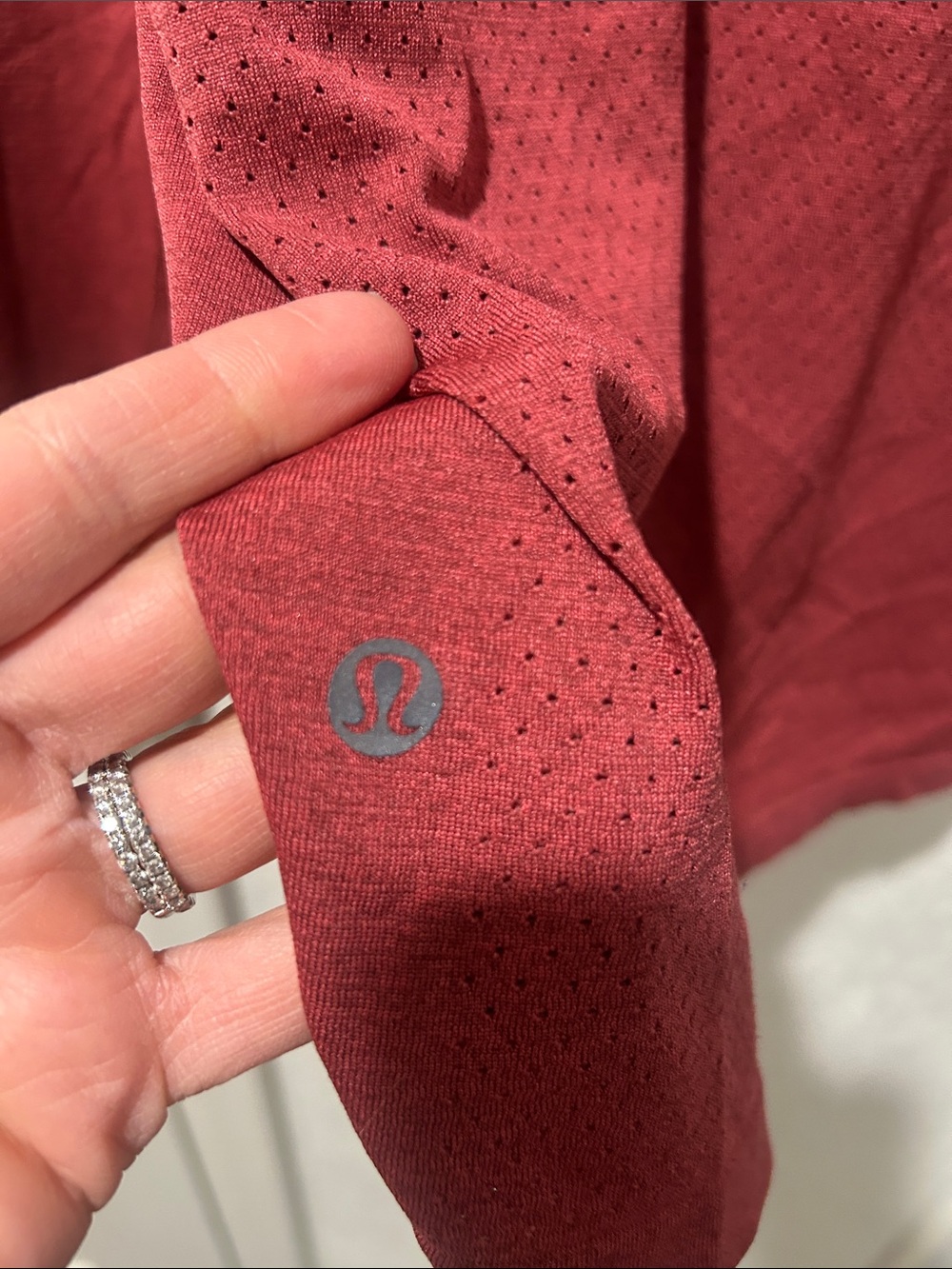 Lululemon Metal Vent Breathe Long Sleeve - Picture 8 of 8